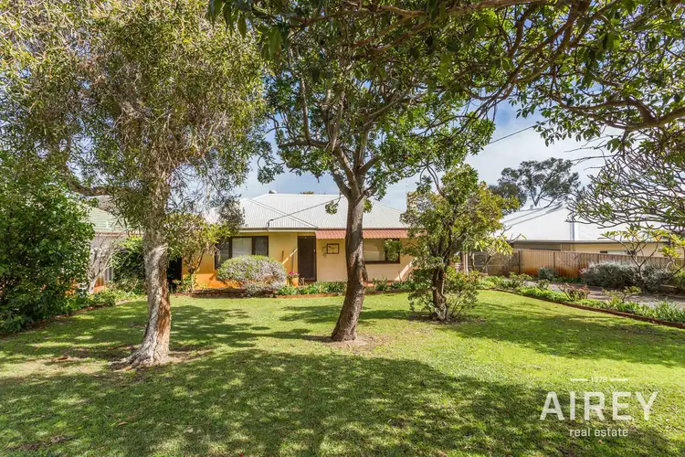 39 Lisle Street, Mount Claremont WA 6010