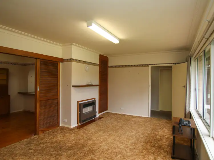 Second view of Homely house listing, 10 Humphreys Street, Warrnambool VIC 3280