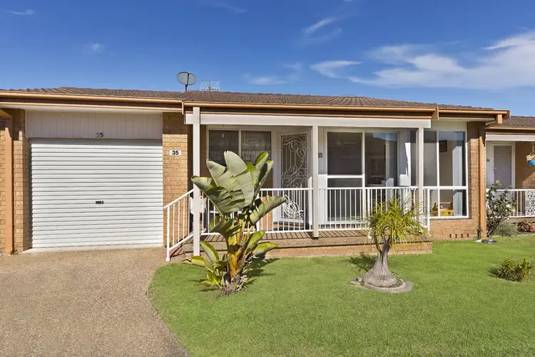 35 Gilbert Avenue, Gorokan NSW 2263
