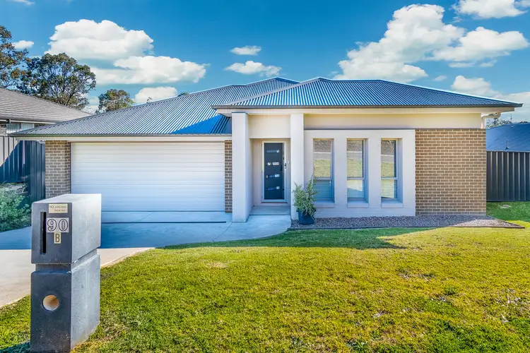 90b Alkira Avenue, Cessnock NSW 2325