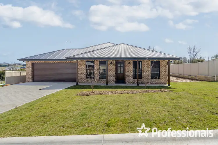 Main view of Homely house listing, 7 Newlands Crescent, Kelso NSW 2795