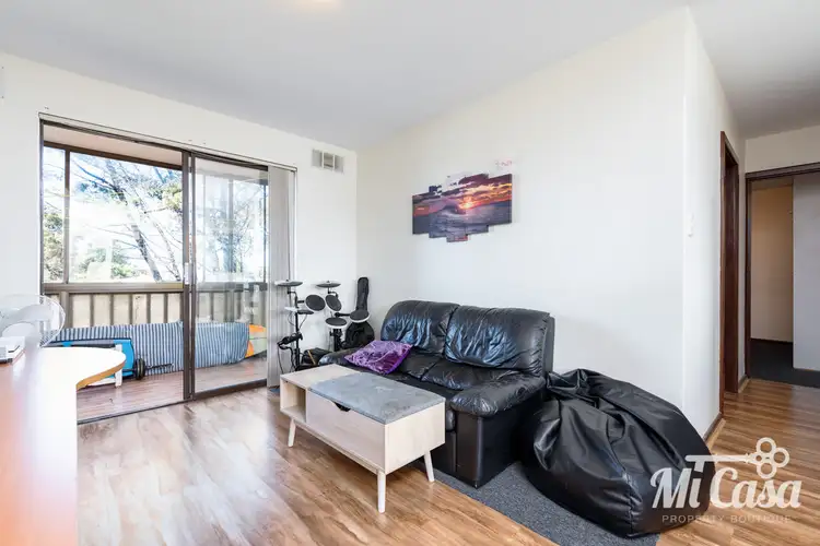 12/4 Sackville Tce, Scarborough WA 6019