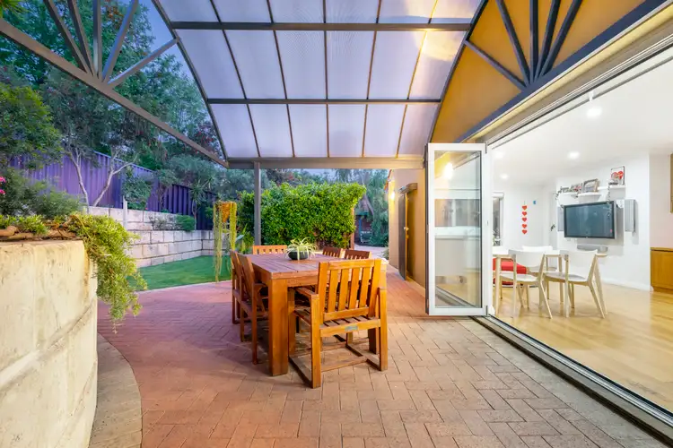 4/13 Alga Street, Scarborough WA 6019