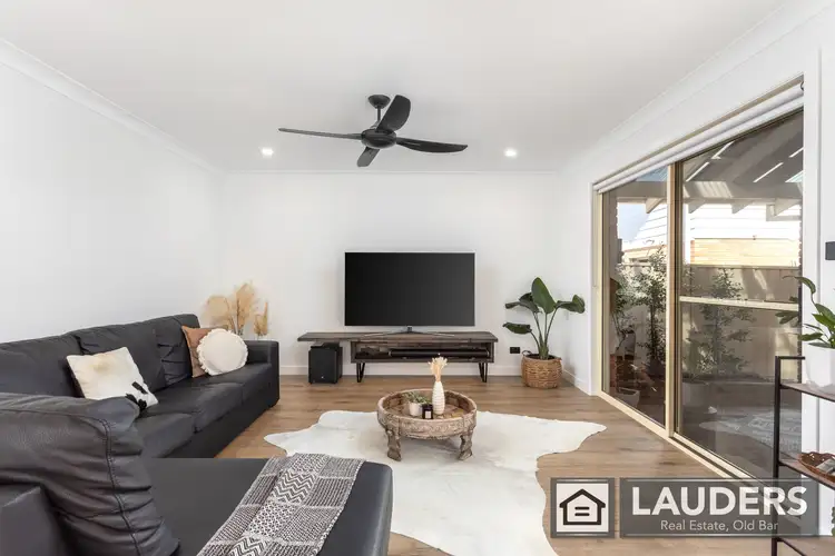 Sixth view of Homely semi-detached listing, 1/22 Sheppard Street, Old Bar NSW 2430