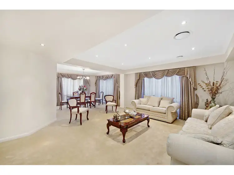 73 Governors Way, Macquarie Links NSW 2565