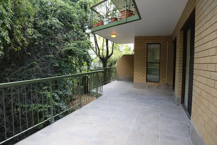 2/11 Frederick Street, Taringa QLD 4068