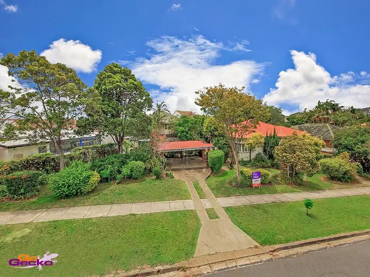 10 Long Street, Camp Hill QLD 4152