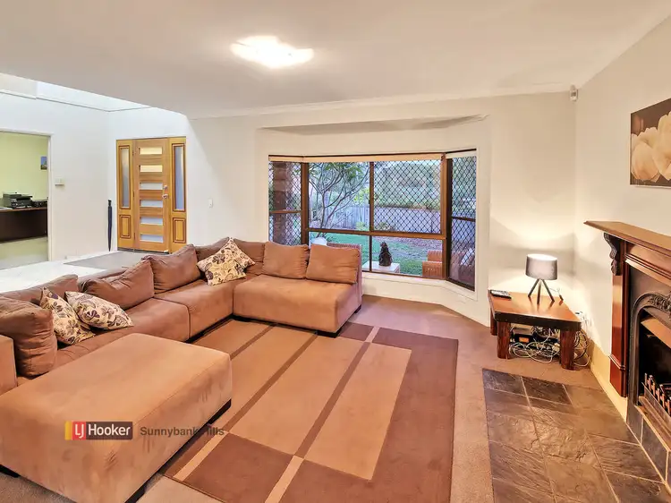Sixth view of Homely house listing, 4 Kensington Place, Wishart QLD 4122