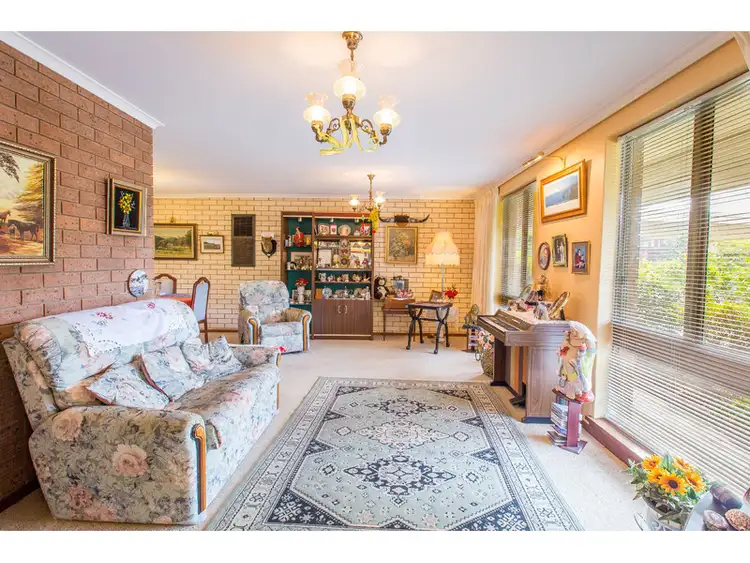 Fifth view of Homely house listing, 17 Buronga Drive, Springdale Heights NSW 2641