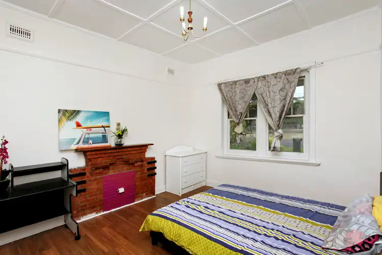 Sixth view of Homely house listing, 5 Leith Avenue, Sunshine VIC 3020