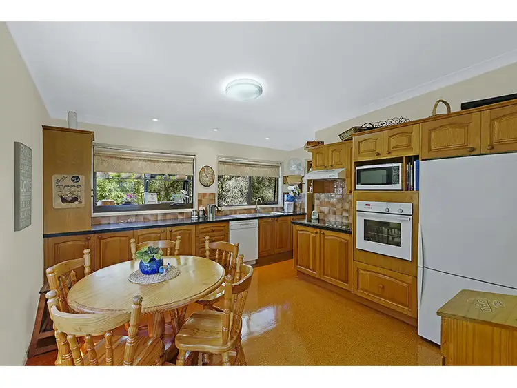 Fifth view of Homely house listing, 6 Jonathon Close, Bateau Bay NSW 2261