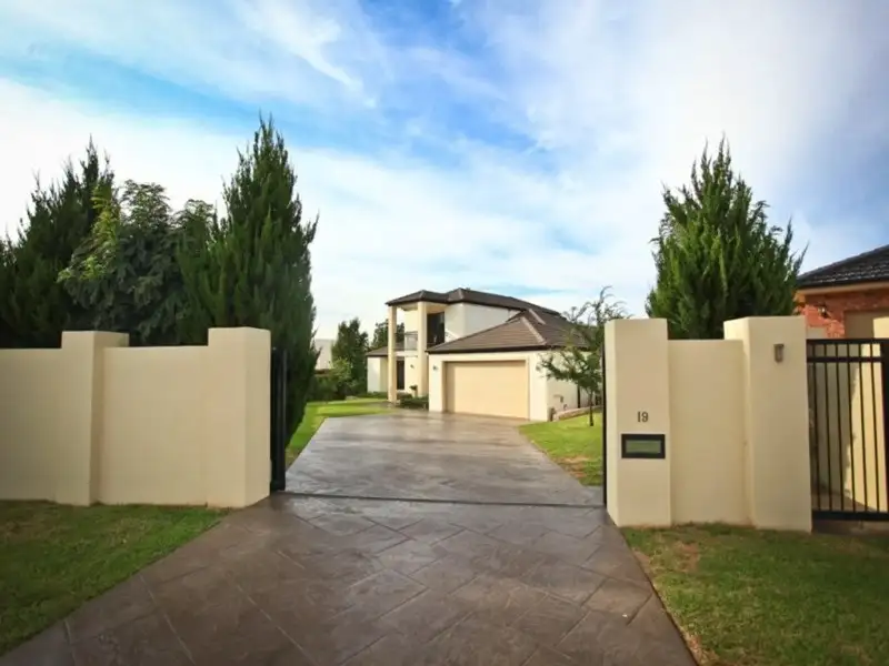 Main view of Homely house listing, 19 Lakeside Circuit, Dubbo NSW 2830