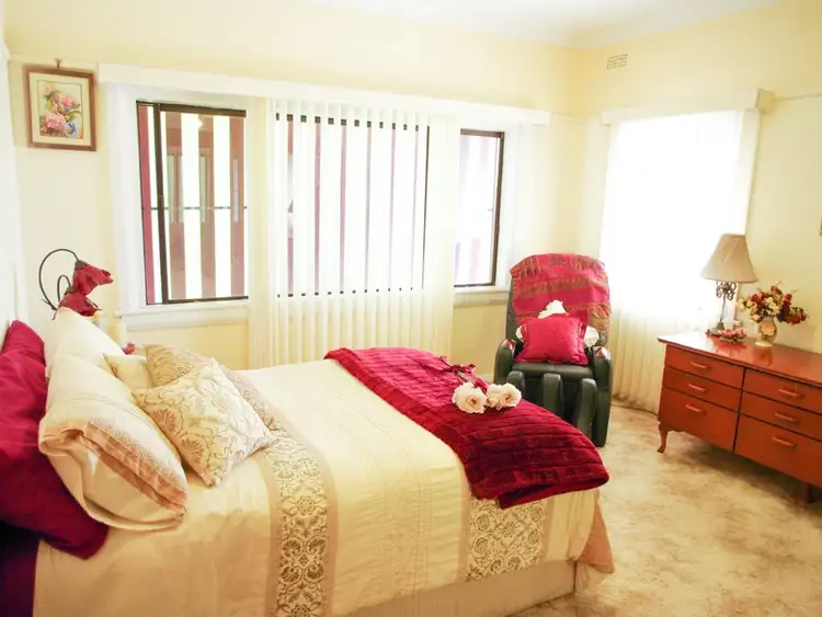 Sixth view of Homely house listing, 6 Dulhunty Avenue, Dubbo NSW 2830