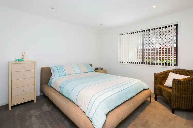 Fifth view of Homely semi-detached listing, 1/35 Donald Avenue, Paradise Point QLD 4216