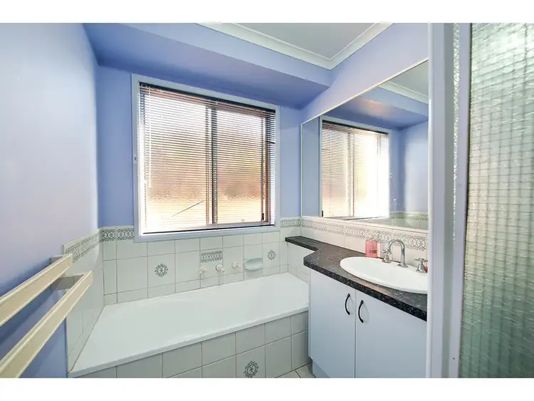 Seventh view of Homely house listing, 10 Darri Drive, Springdale Heights NSW 2641