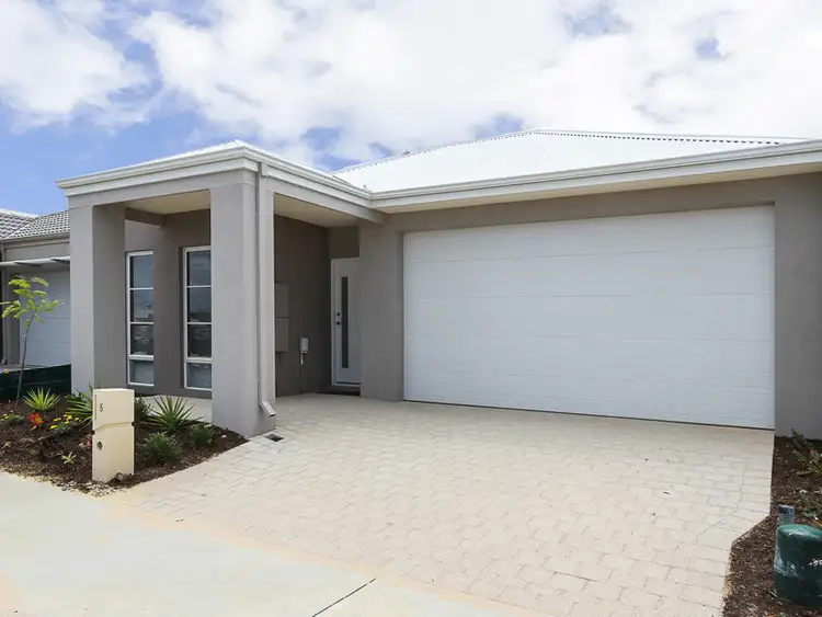 5 Needletail Avenue, Alkimos WA 6038