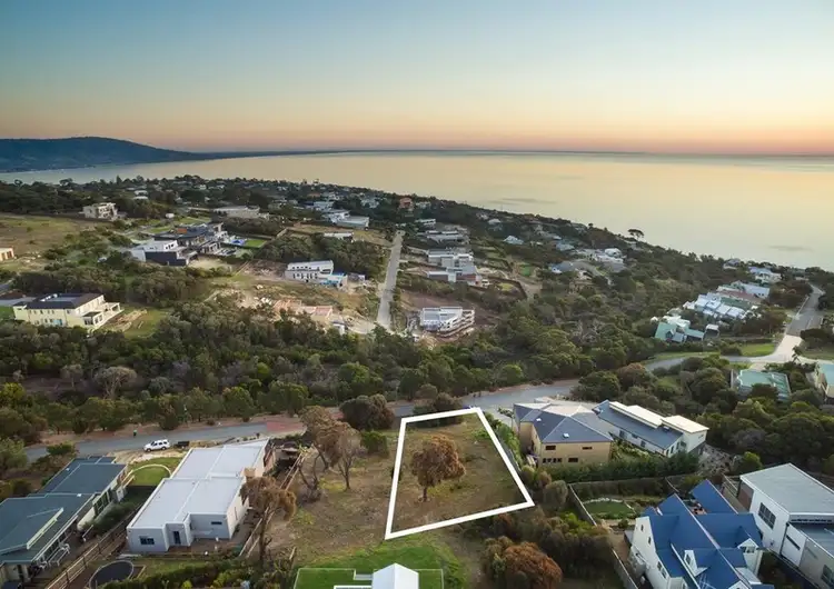 43 Ponyara Road, Mount Martha VIC 3934