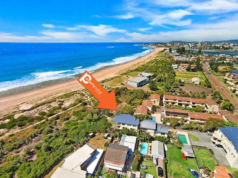 Main view of Homely townhouse listing, 1/85 Hutton Road, The Entrance North NSW 2261