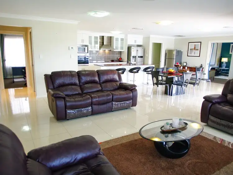 Sixth view of Homely house listing, 3 Riviera Avenue, Dubbo NSW 2830