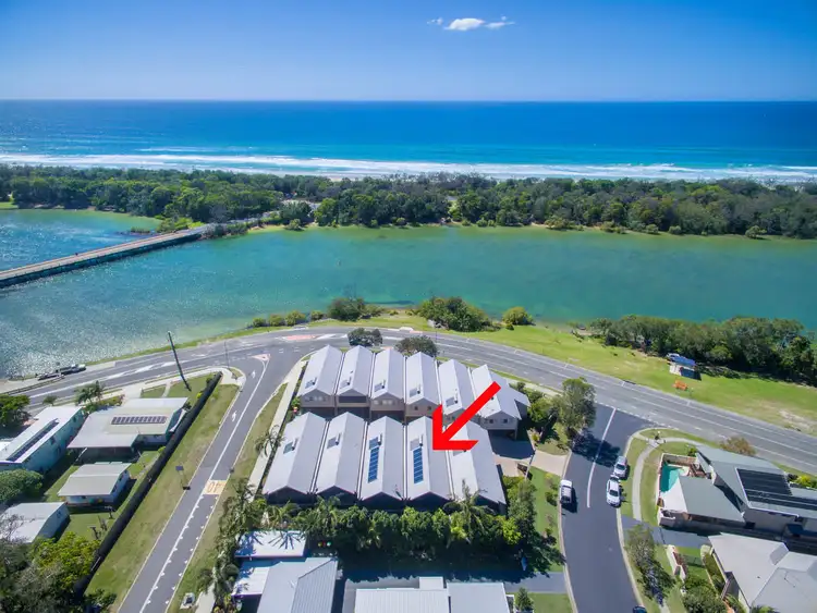 2/2-4 Overall Drive, Pottsville NSW 2489
