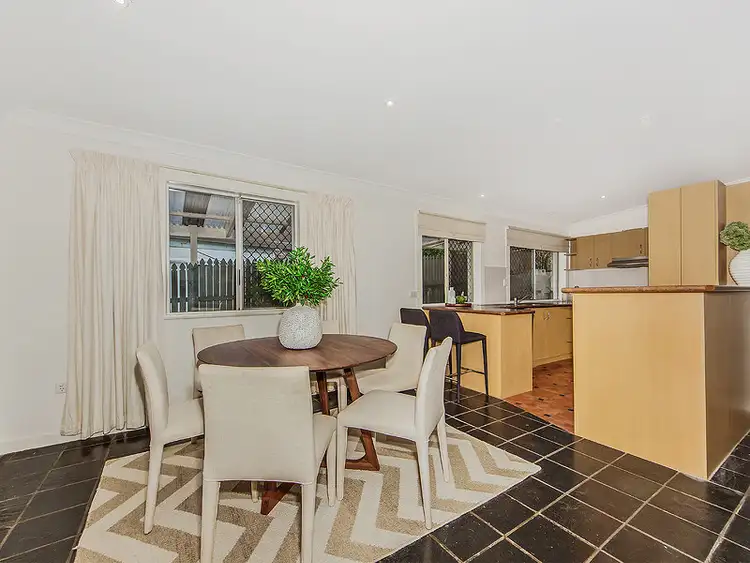 Sixth view of Homely house listing, 2 Fenchurch Street, Fig Tree Pocket QLD 4069