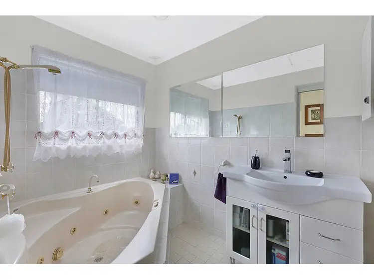 Fifth view of Homely house listing, 8 Grevillea Crescent, Berkeley Vale NSW 2261