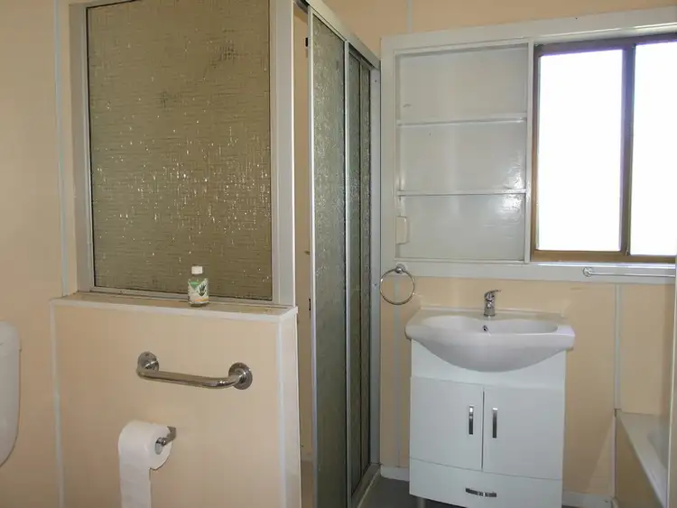 Sixth view of Homely house listing, 33 Kent Street, Moe VIC 3825