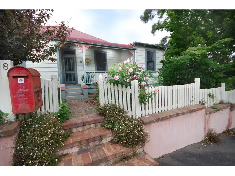 Second view of Homely house listing, 8 Edwards Street, Katoomba NSW 2780