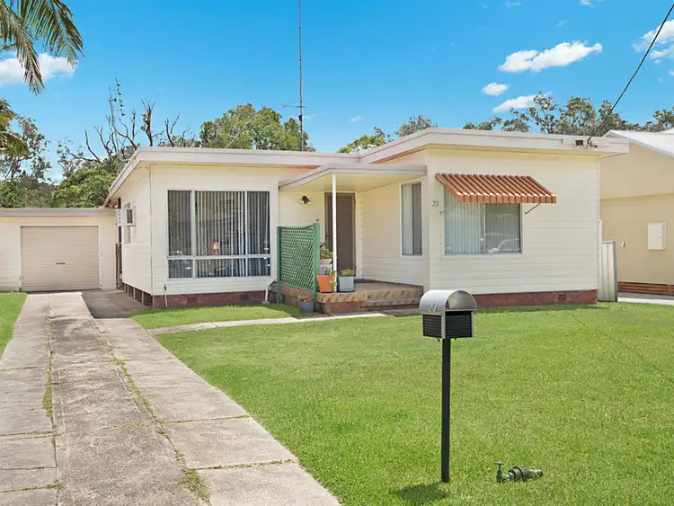 23 Martin Street, Warners Bay NSW 2282