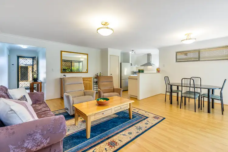 3/12 Holland Street, Gosnells WA 6110