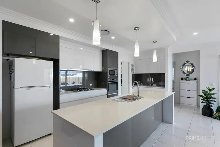 Fourth view of Homely house listing, 33 Seahaven Circuit, Pialba QLD 4655