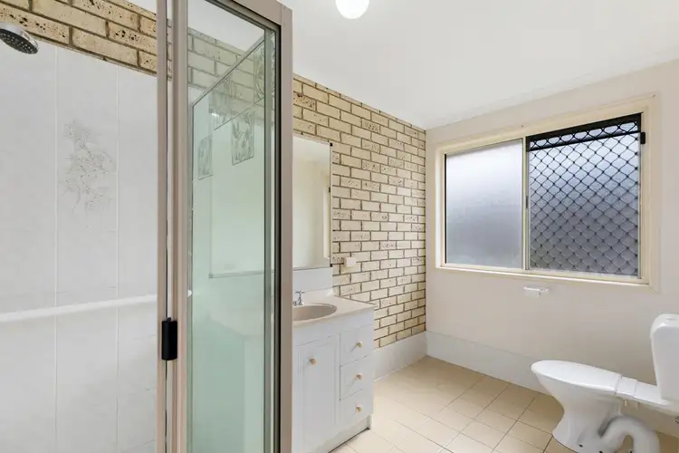 Seventh view of Homely townhouse listing, 3/33 King Street, Urangan QLD 4655