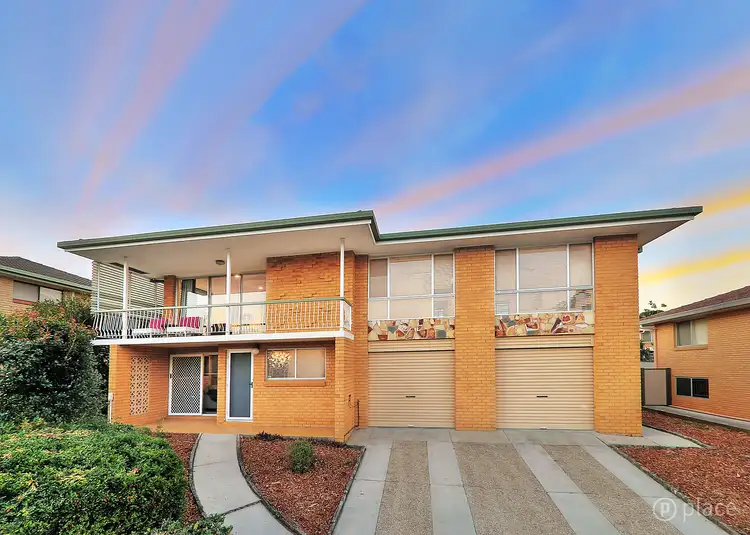 14 Crestgarden Street, Macgregor QLD 4109