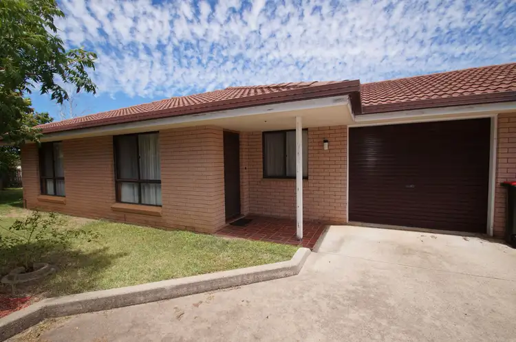 Main view of Homely unit listing, 2/15 Sarah Place, Armidale NSW 2350
