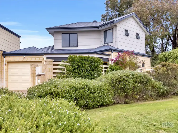 6/174 Fairway Circle, Connolly WA 6027