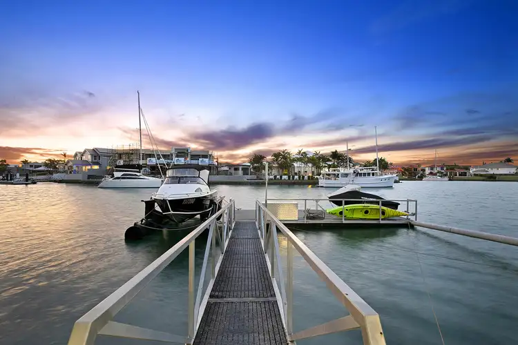 17 Voyagers Court, Raby Bay QLD 4163