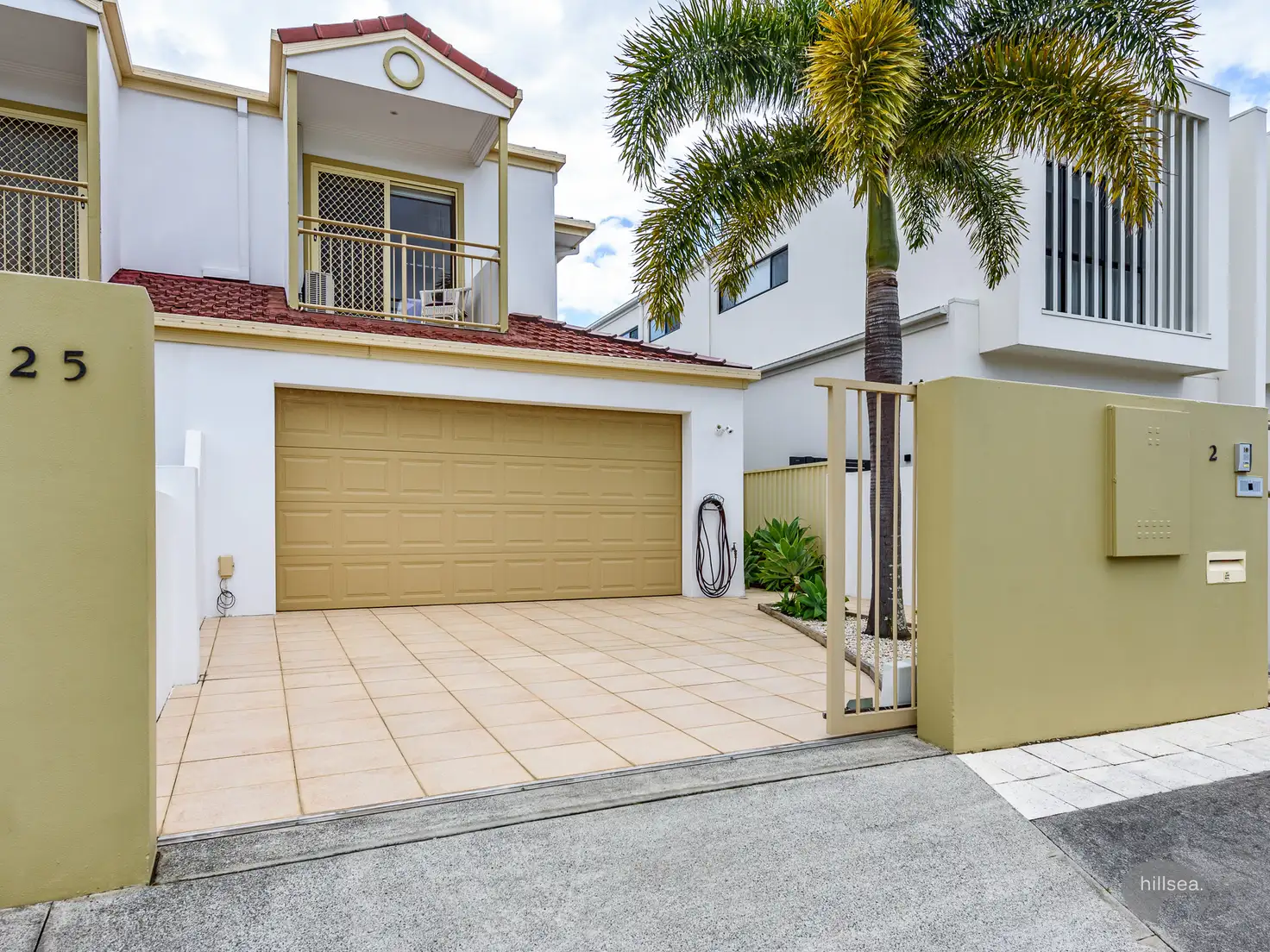 Main view of Homely semi-detached listing, 2/25 Teal Avenue, Paradise Point QLD 4216