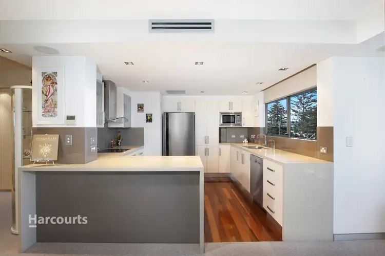 Main view of Homely unit listing, 4/48-50 Cliff Road, Wollongong NSW 2500