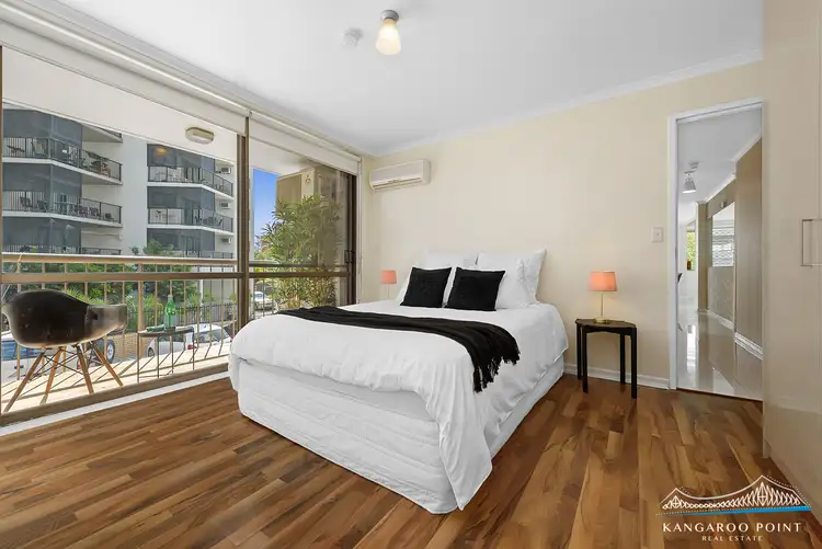 Seventh view of Homely apartment listing, 2/89 Thorn Street, Kangaroo Point QLD 4169