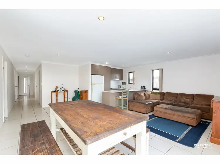 Second view of Homely house listing, 15 Vermont Drive, Parkhurst QLD 4702