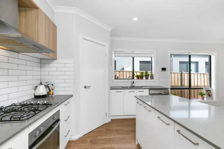 43 Lillrose Drive, Charlemont VIC 3217