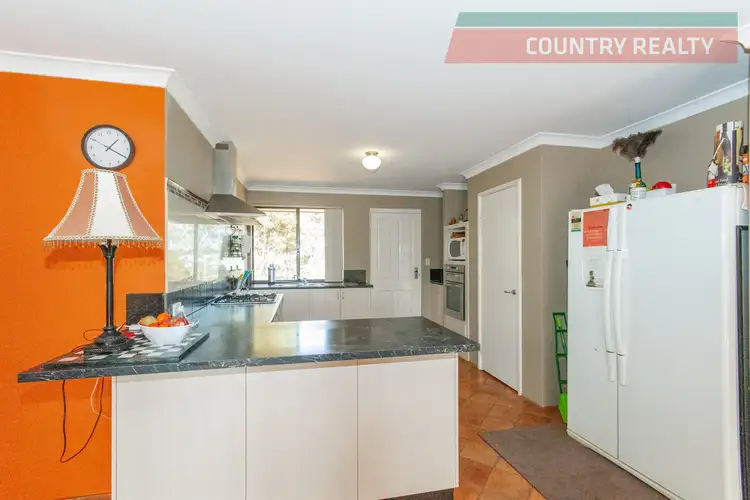 164 Newcastle Street, York WA 6302