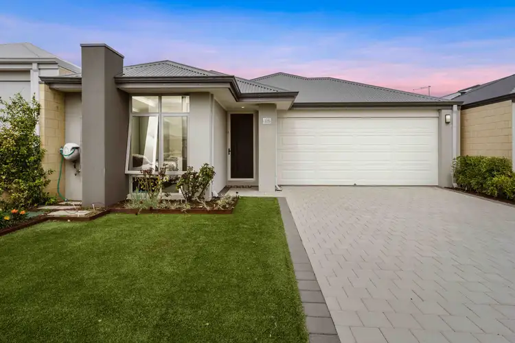 126 Vignerons Loop, Hocking WA 6065