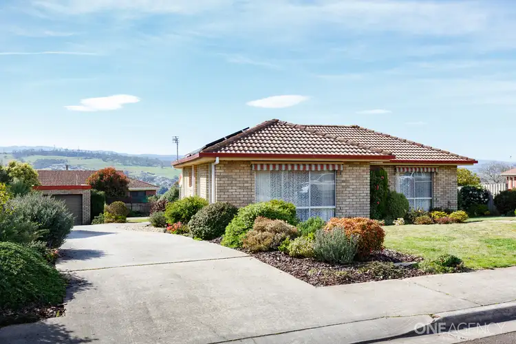 11 Grandview Place, Norwood TAS 7250