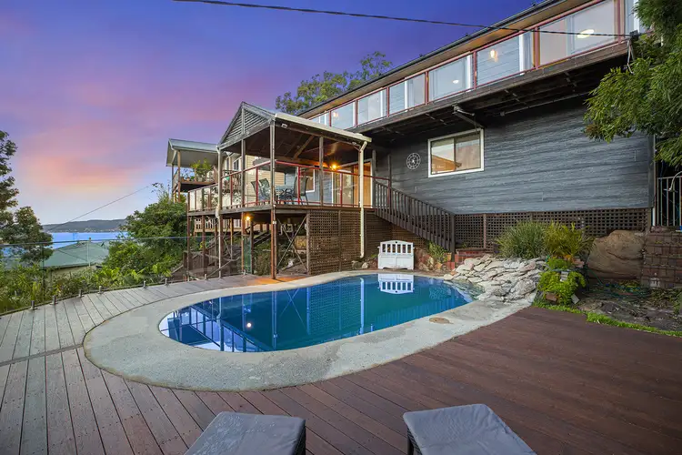 12 Sublime Point Avenue, Tascott NSW 2250