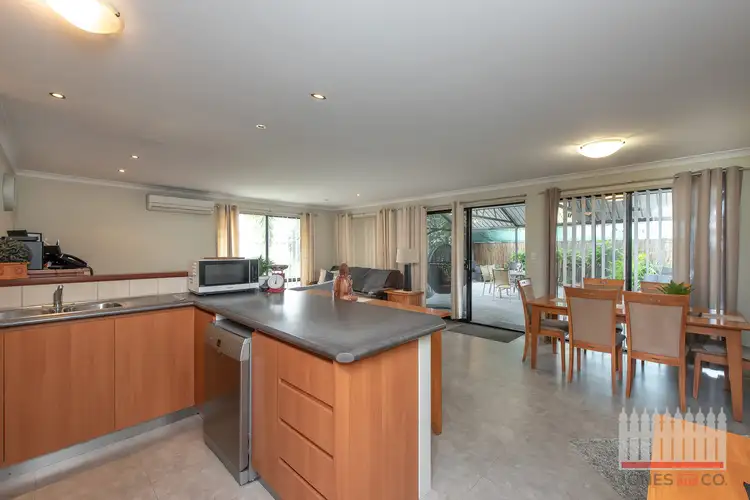 25 Pensacola Avenue, Caversham WA 6055