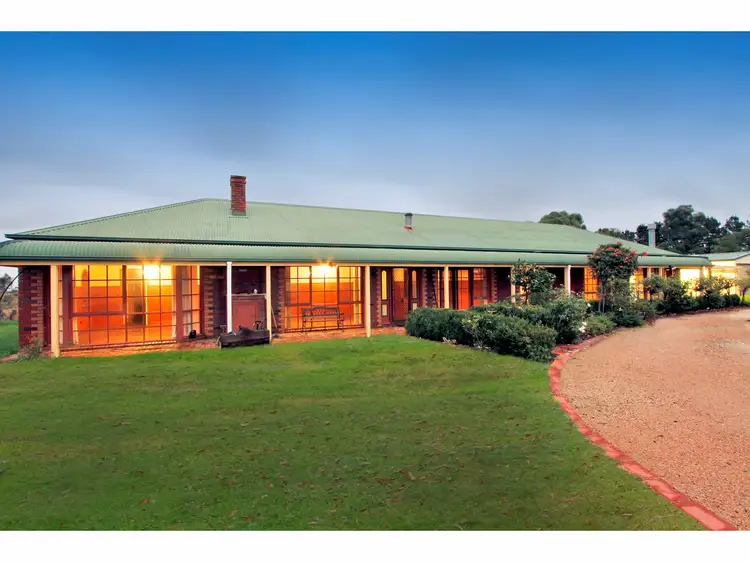 84 Newton Drive, Stratford VIC 3862