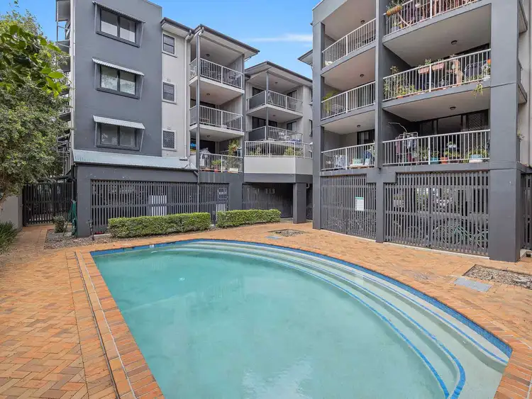 Fifth view of Homely apartment listing, 1/106 Linton Street, Kangaroo Point QLD 4169
