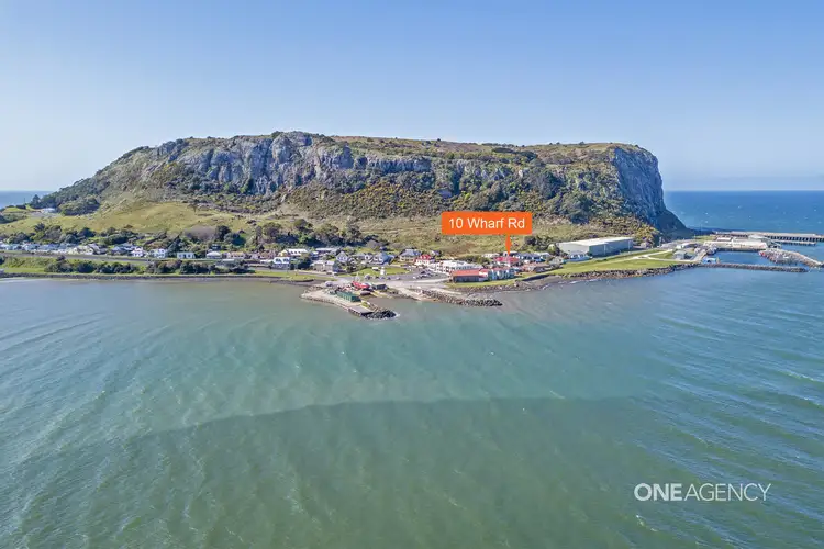 10 Wharf Road, Stanley TAS 7331