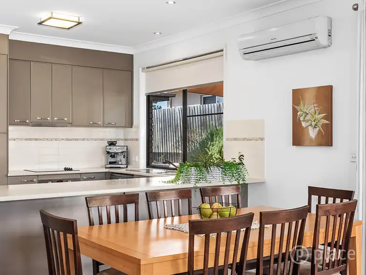 Sixth view of Homely house listing, 27 Larapinta Circuit, Parkinson QLD 4115